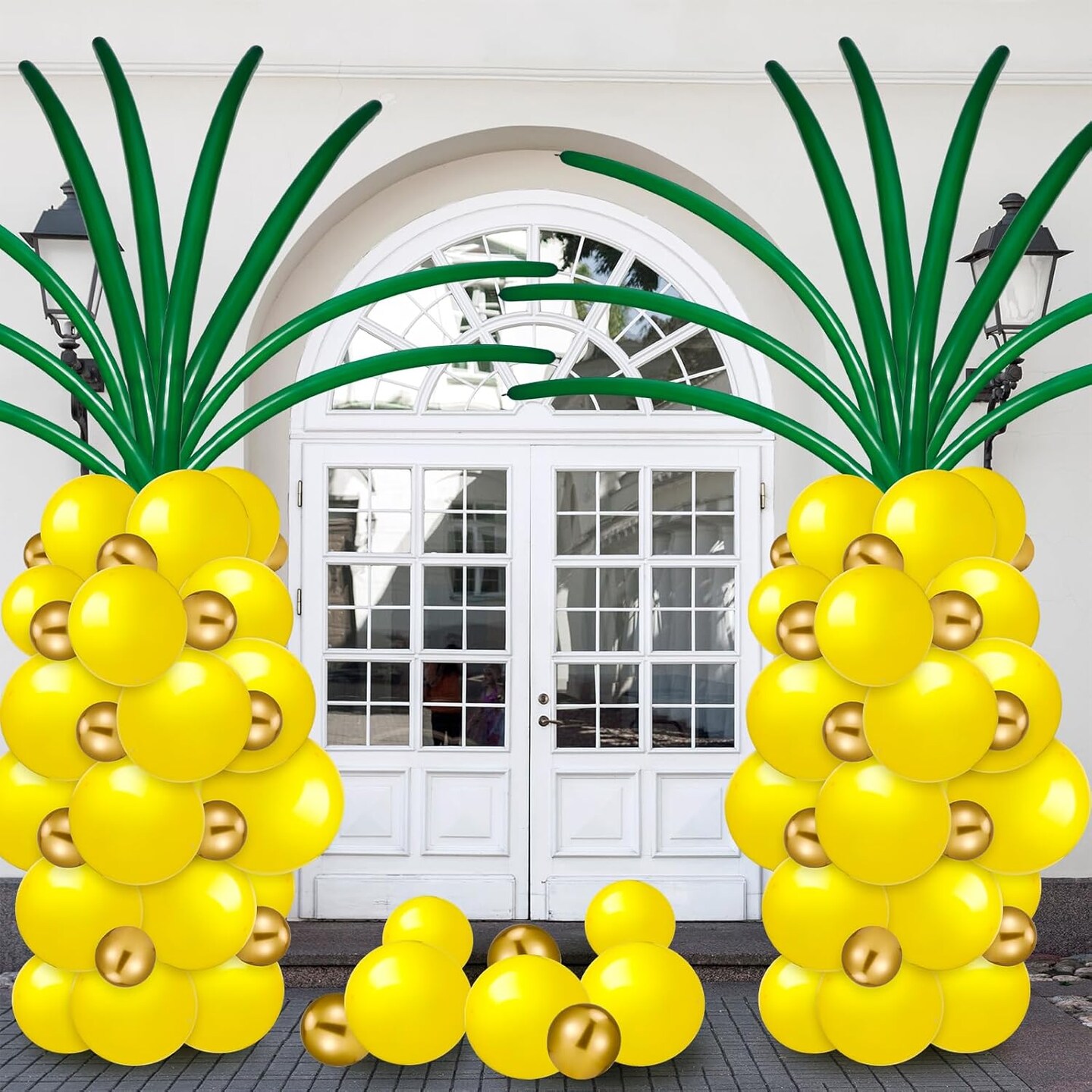 130 Pcs Tropical Garland Kit With Pineapple Balloons - 5'' 10'' 12'' Yellow Gold Green Long Latex Fruit Balloons for Summer Luau Hawaii Aloha Birthday Party Decorations