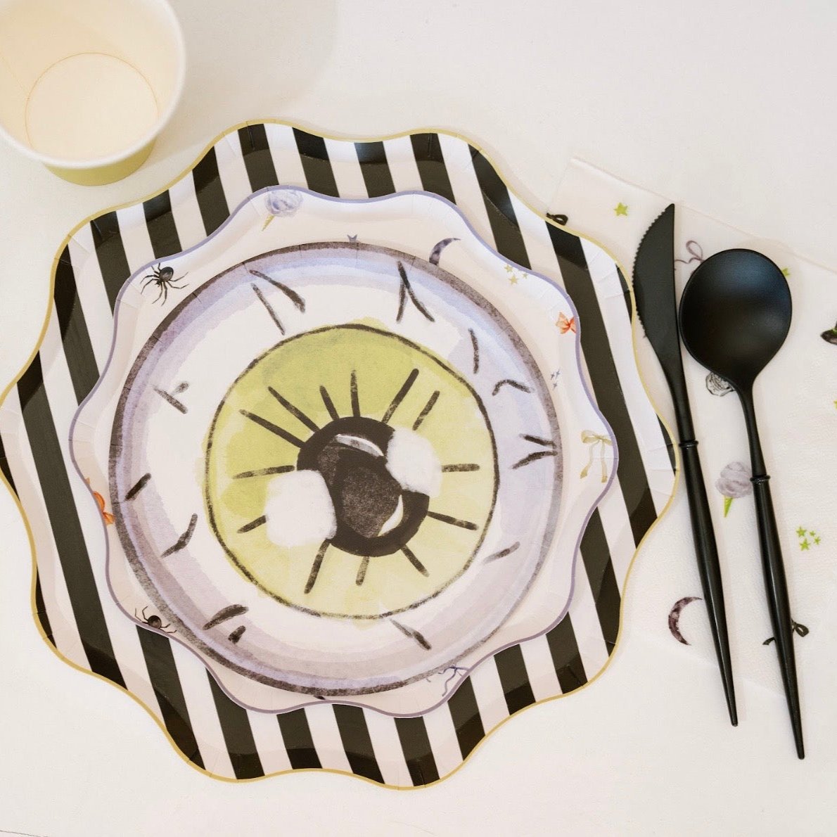 Watercolor Eyeball Halloween Dessert Plate (12pcs)