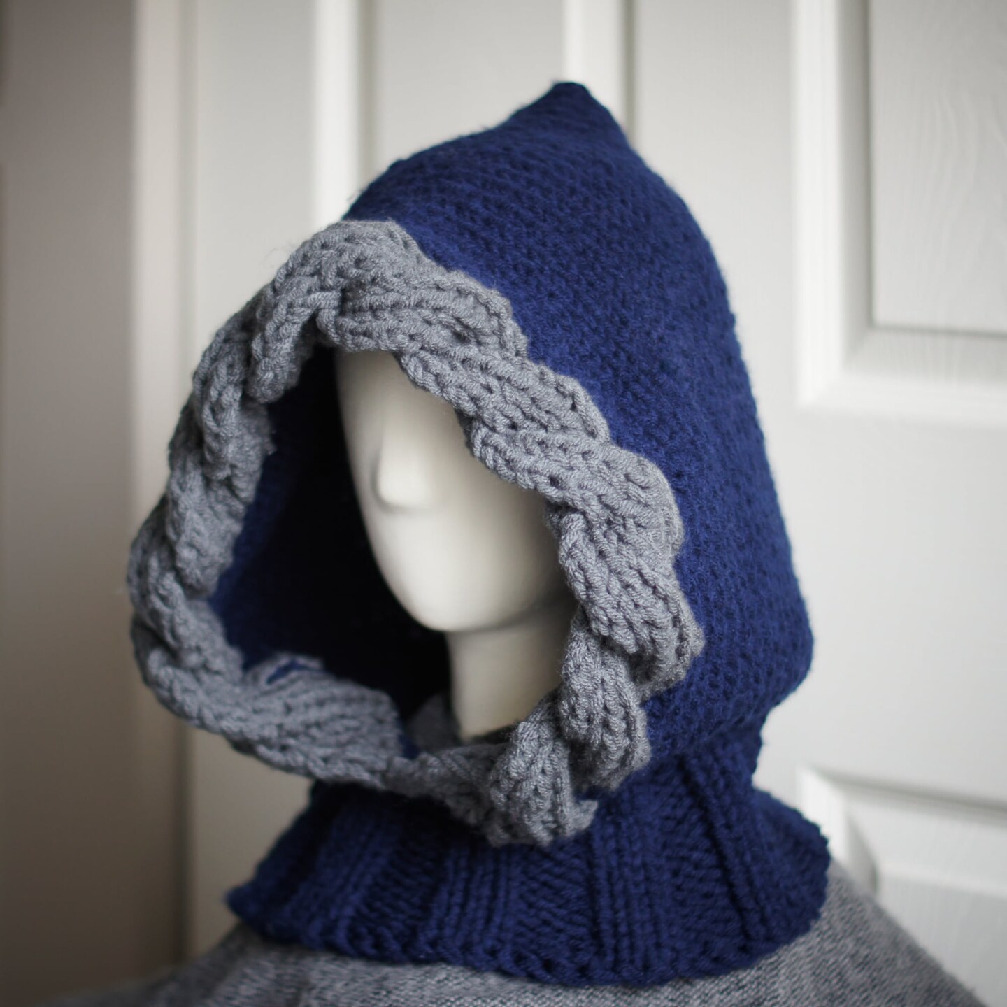 Knitted Balaclava Hood with Twist Edging - Duo Tone Knit  display picture 2