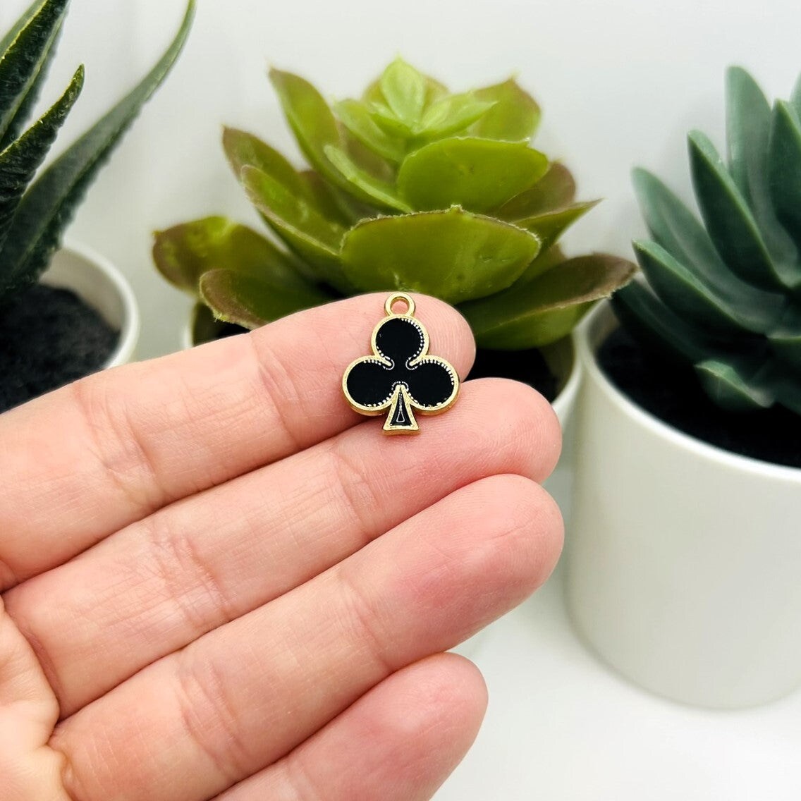 1, 4, 20 or 50 Pieces: Black Playing Card Club Charms