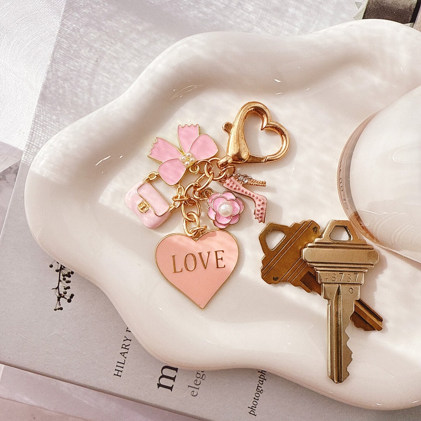 Wrapables Pink Charms Love Heart High Heel Handbag Keychain