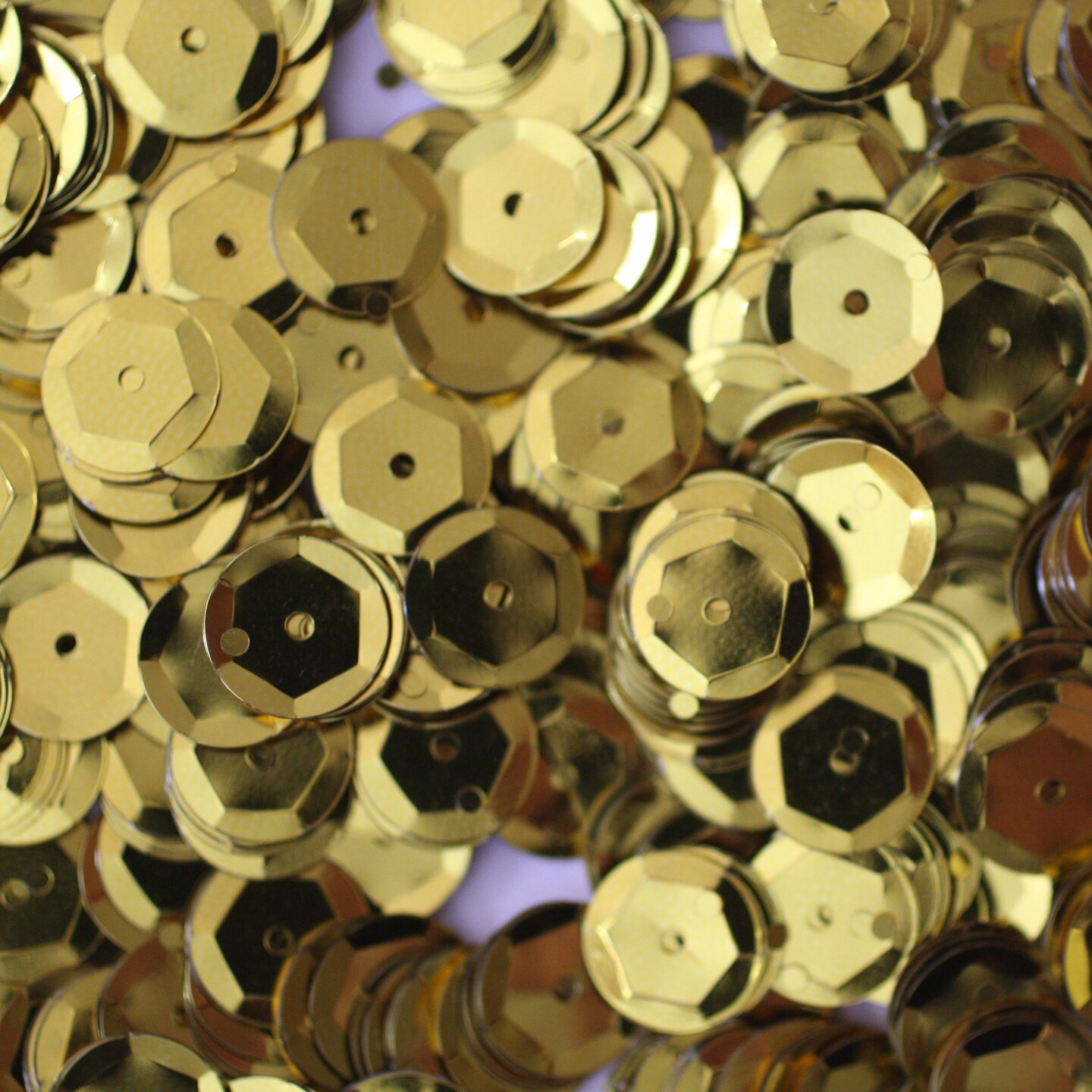 Sequins, 8mm, 200/Pack &#x2013; Shiny Craft Sequins for Sewing, Art Projects &#x26; DIY Decorations