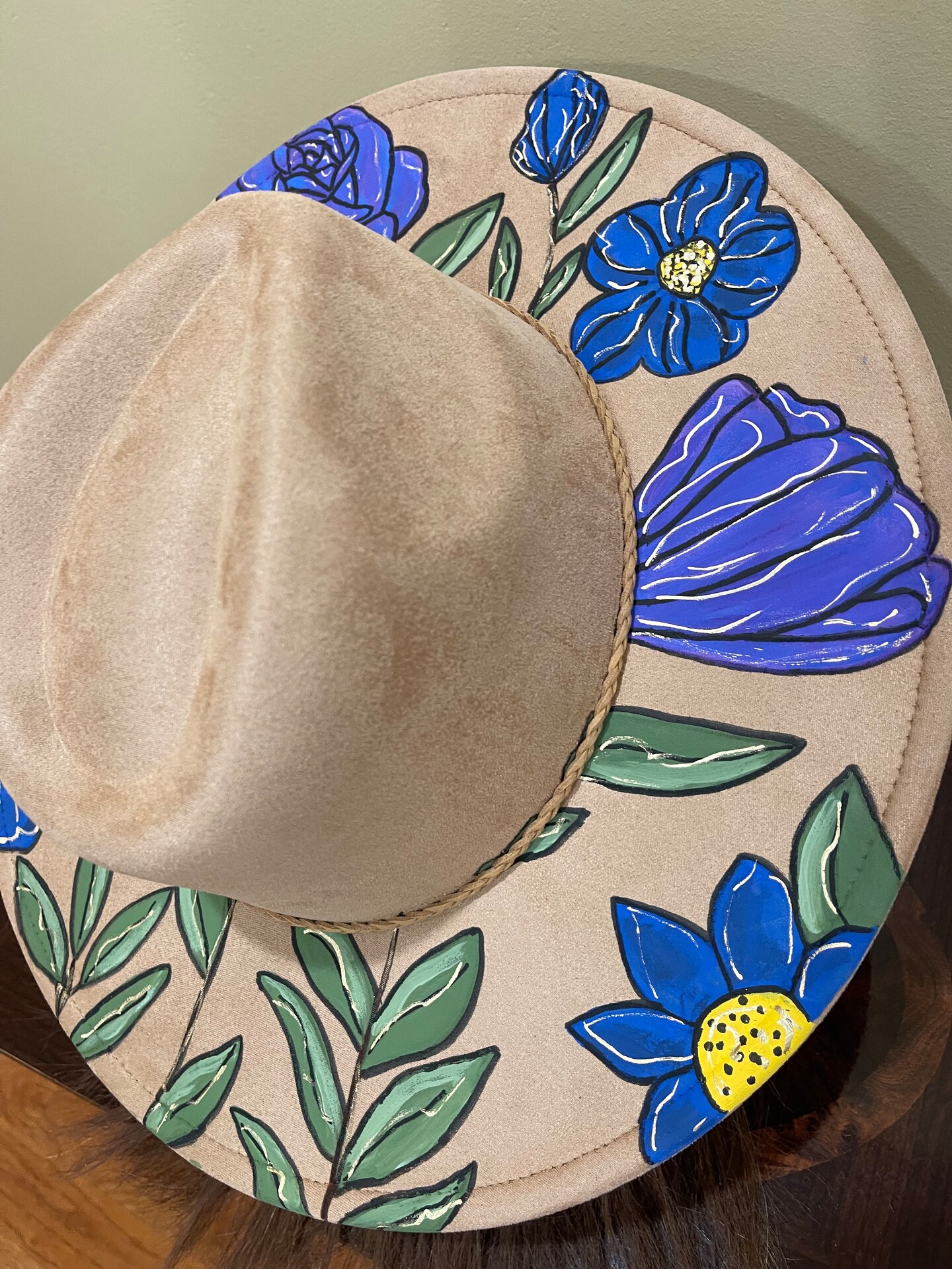Hand painted Field of Petals hat Hand-Painted Feather-Themed Leather-Accented Cotton Hat  main image 2