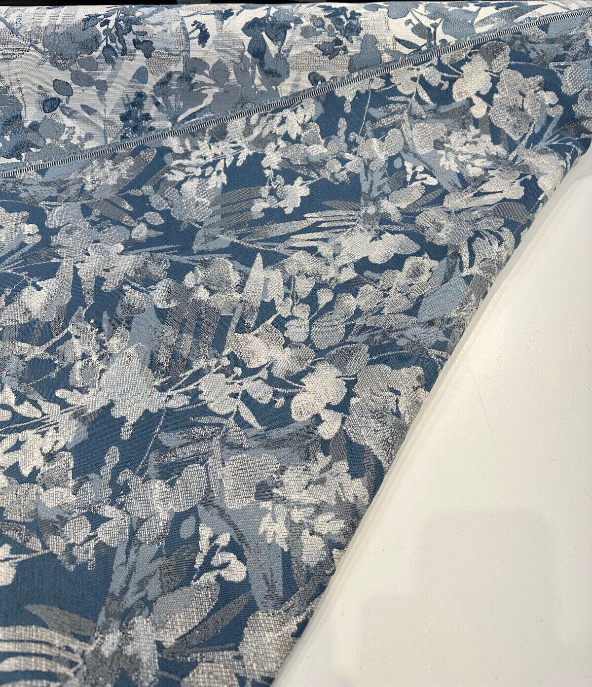 1 Yard Tacino Blue Lake Leaves Branches Drapery Swavelle Upholstery Fabric 84% Polyester 13% Linen 3% Rayon
