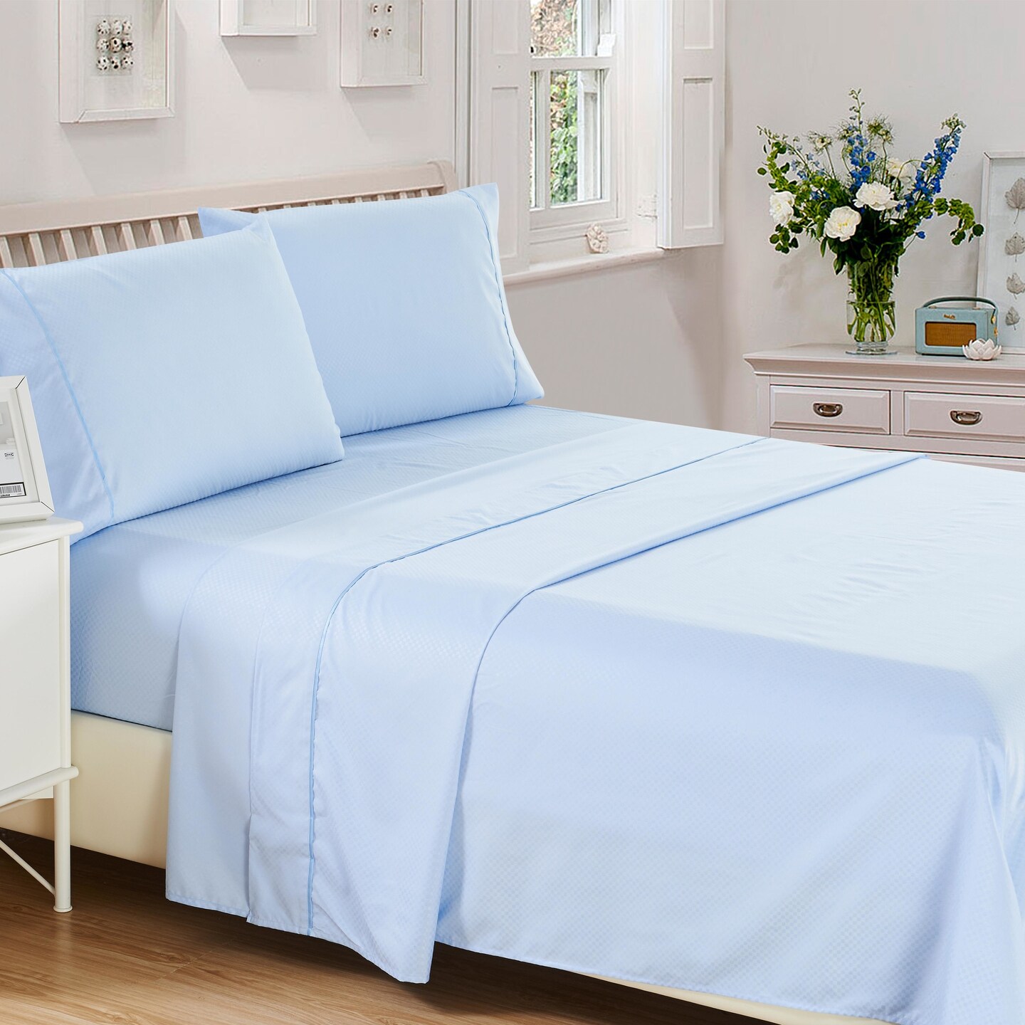 Hotel Quality - Checkered 4 Piece Deep Pocket 1800 Series Bed Sheet Set All Sizes