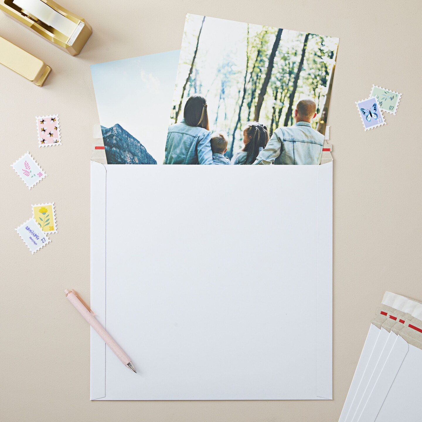 25-Pack Stay Flat Rigid Mailers 12x12 with Self Adhesive Seal, Bulk White Cardboard Envelopes for Shipping Photos, Mailing Calendars, Art Prints, CDs, Documents
