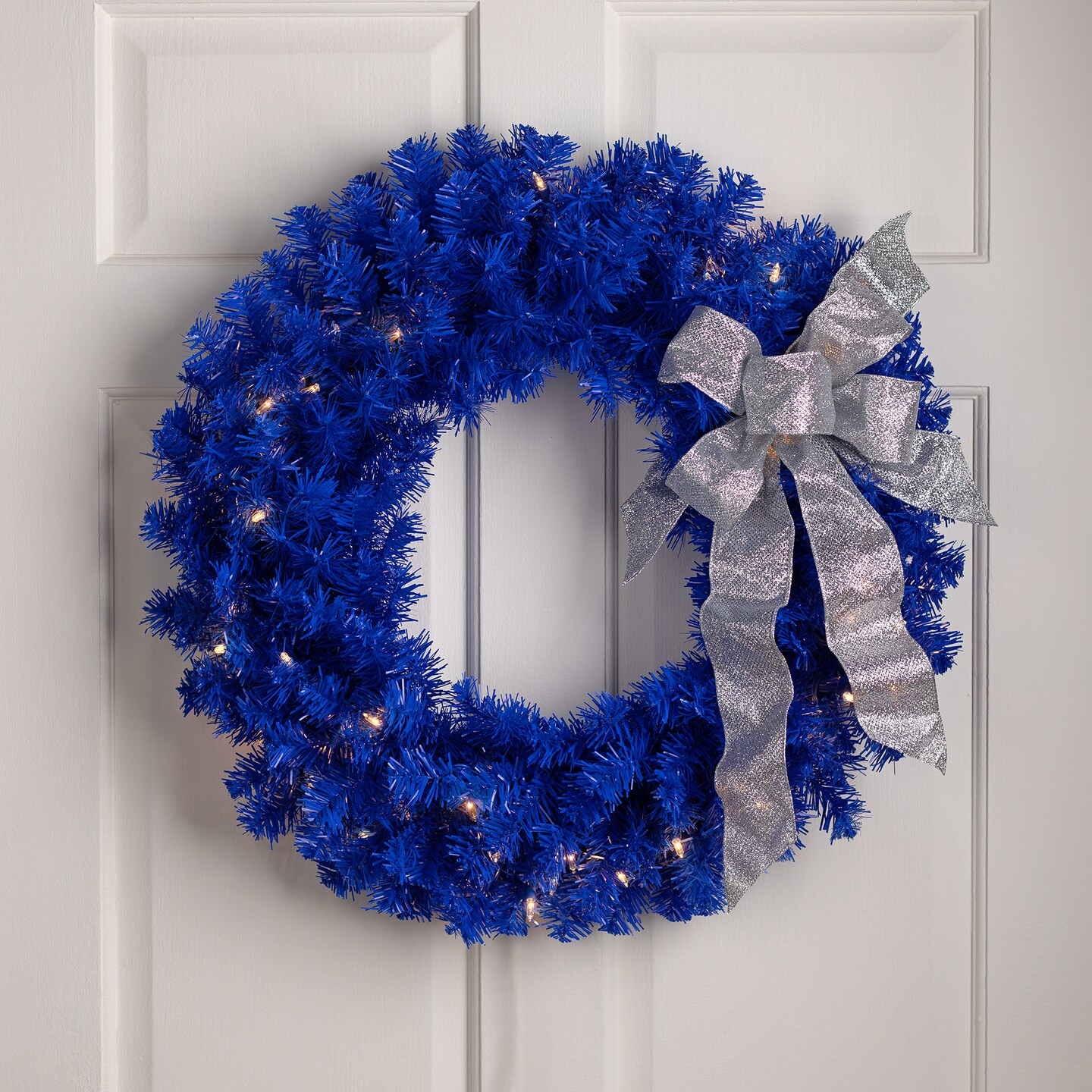 Northlight Pre-Lit Artificial Pine Christmas Wreath - 24&#x22; - Royal Blue - Clear Lights