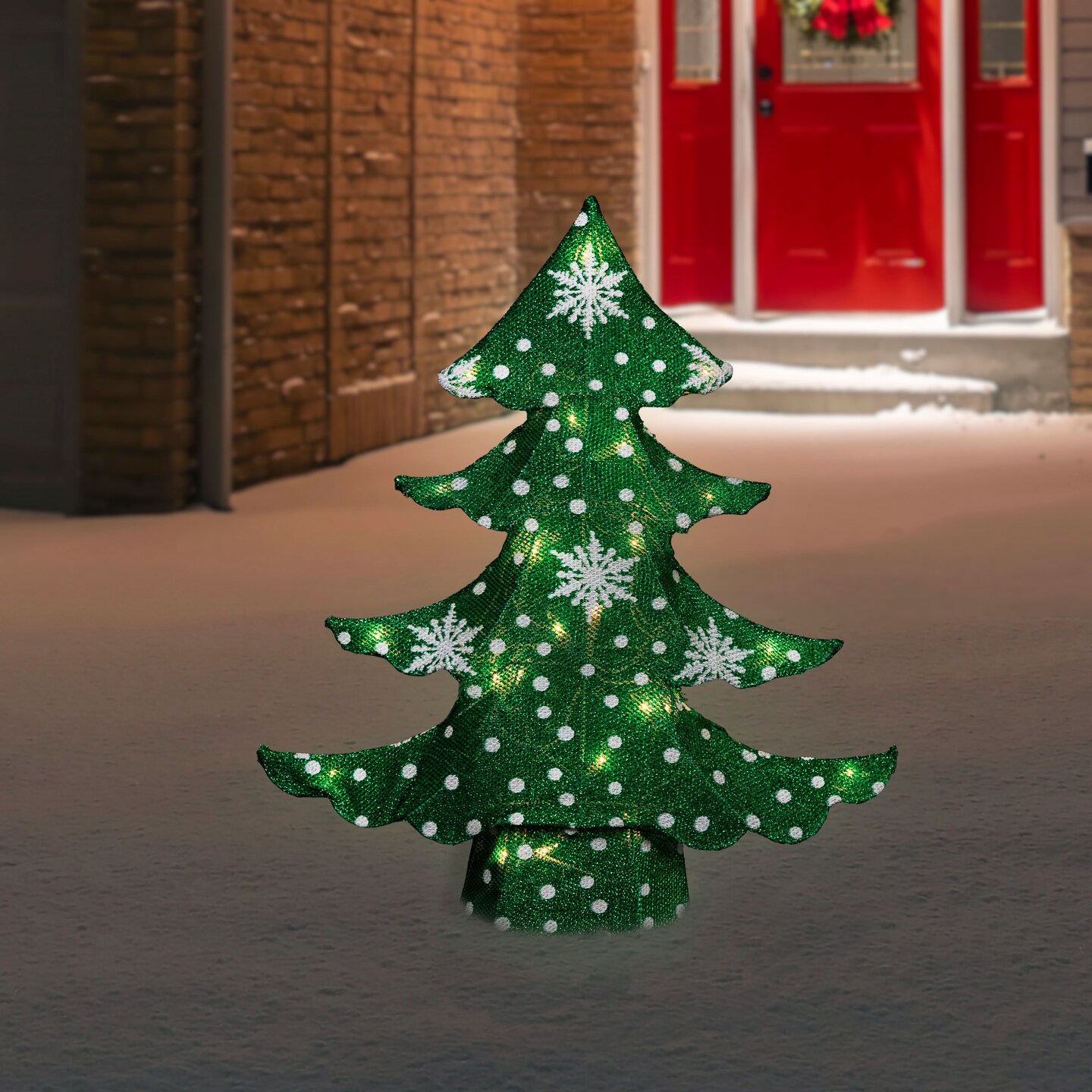Northlight 3D Lighted Christmas Tree Outdoor Decoration - 20" - Green and White - Clear Lights