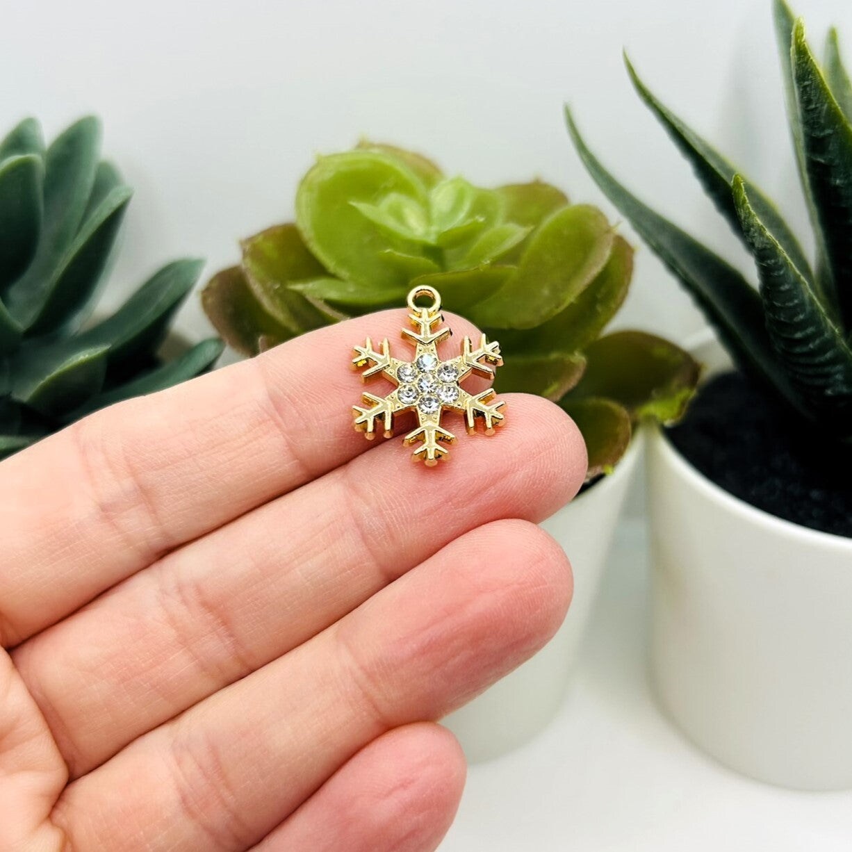 1, 4, 20 or 50 Pieces: Gold Toned Rhinestone Snowflake Charms