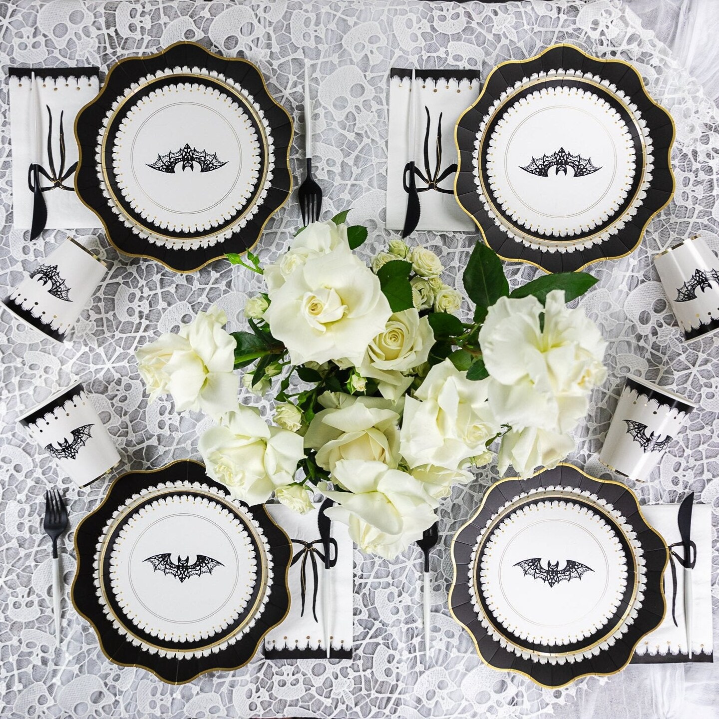 ELEGANT HALLOWEEN DESSERT LACY BAT PLATES