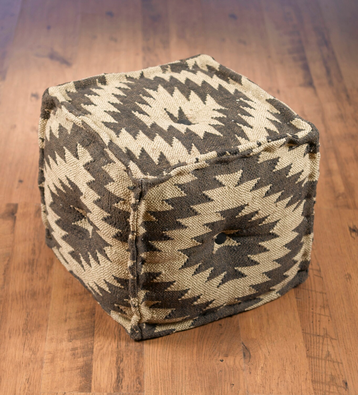 AA Importing 48848 Black And White Chevron Pattern Pouf