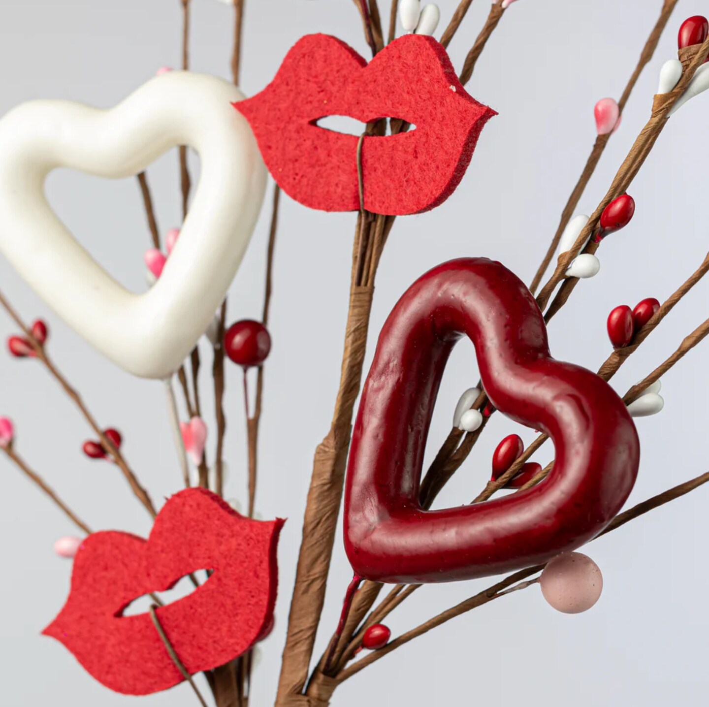 20&#x22; Heart and Lips Valentine&#x2019;s Day Pick - Romantic Floral Spray