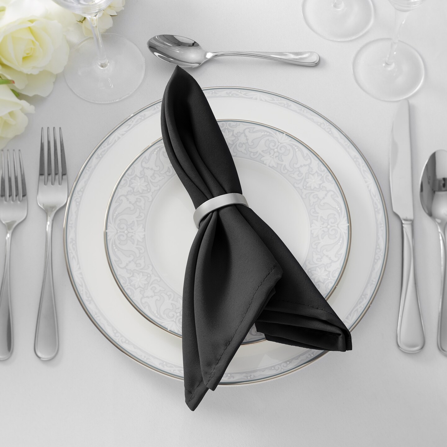 Lann's Linens Set of 144 Cloth Dinner Napkins, 17-inch Polyester Napkins, Washable and Reusable Fabric for Weddings, Hotels, Restaurants