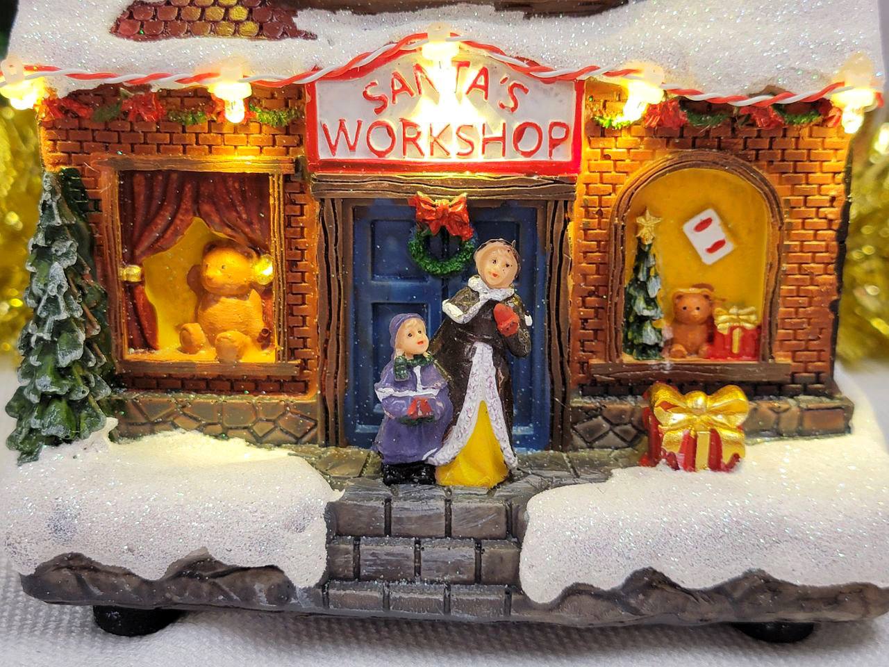 Santa&#x27;s Workshop Christmas Miniature. Christmas Village