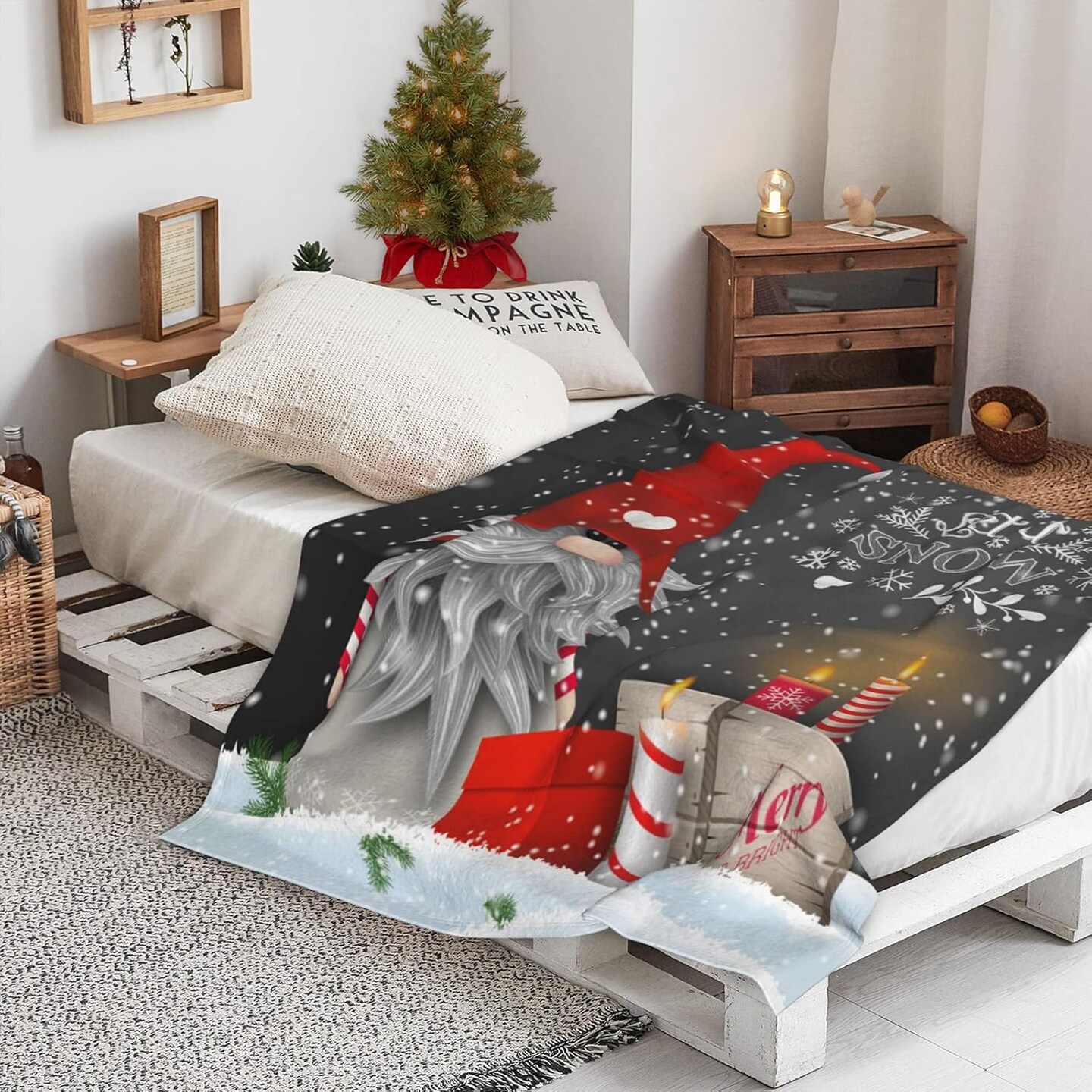 Gnome Blanket, Merry Christmas Gnome Xmas Gifts Winter Snowflakess Throw Blanket, Living Room/Bedroom/Sofa Couch Warm Soft Bed Blanket for Adults All Season 40x50in