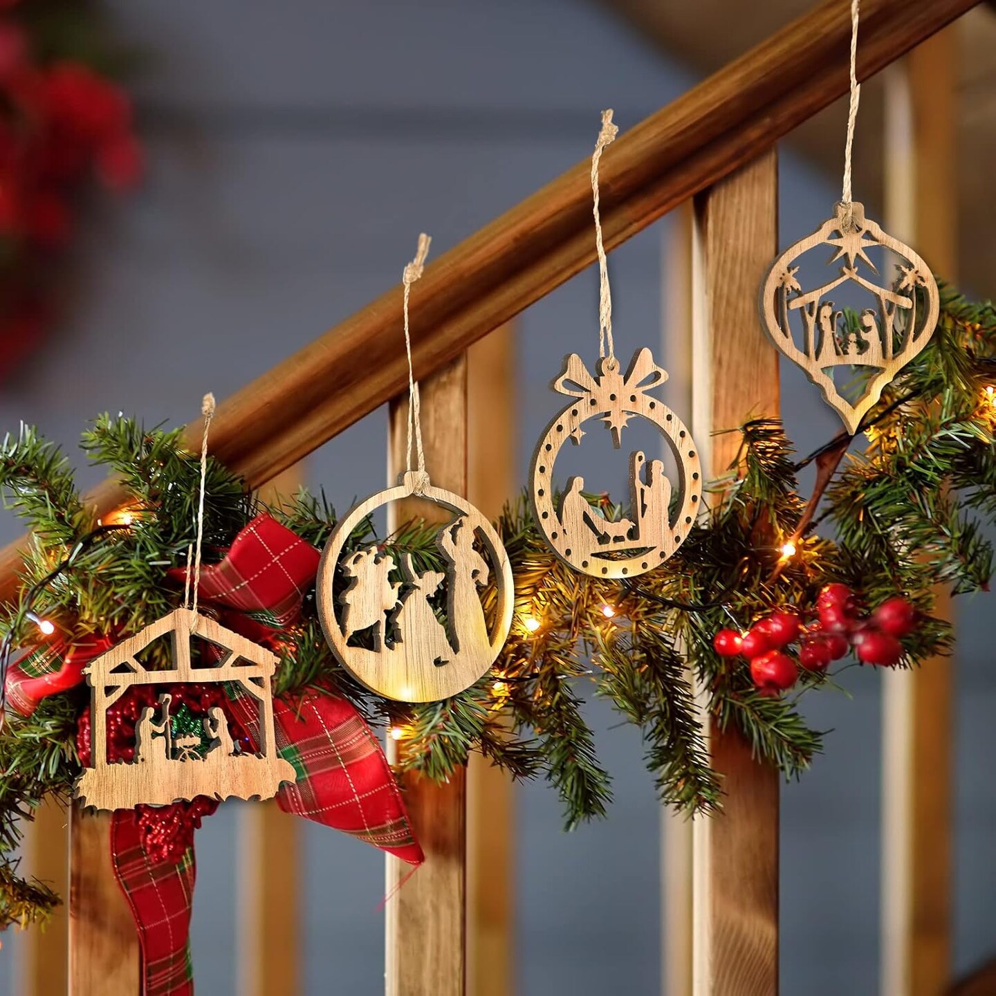 24 Pieces Christmas Nativity Scene Christian Ornaments Wooden Hanging Ornament Gifts The Birth of Jesus Decoration Religious Gifts for Xmas Tree Indoor Outdoor Family and Christian