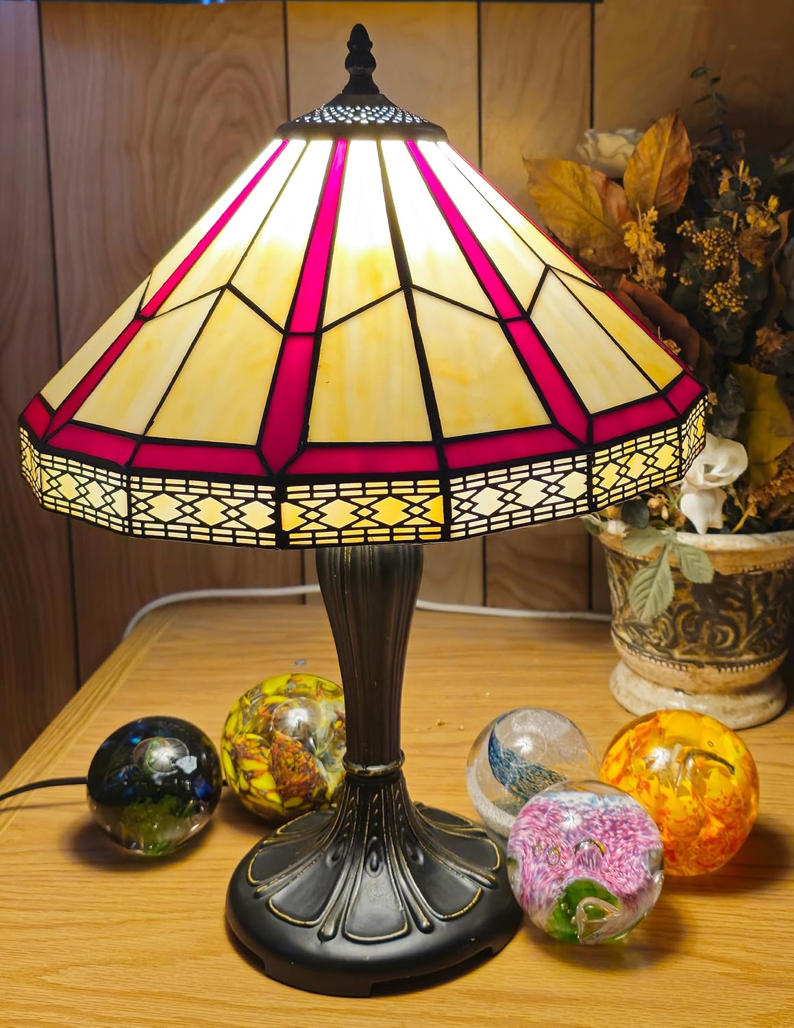 Gothic Geometric Pattern Tiffany Stained Glass Shade & Lamp Base - Perfect for a Living Room, Bedroom, Office, & More