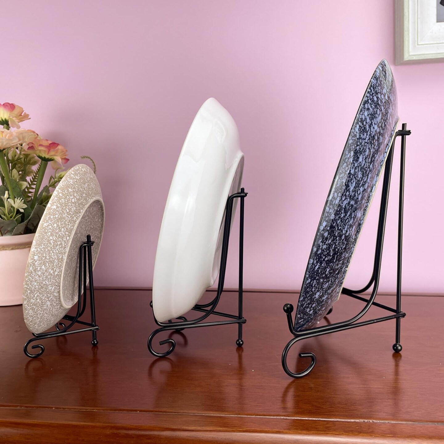 6PCS 3 Size Black Iron Plate Stands for Display 4 6 8 Inch, Decorative Metal Plate Holders for Displaying, Mini Easel Stand, Frame, Book, Card, Plaque, Bowl, Picture Stands for Display