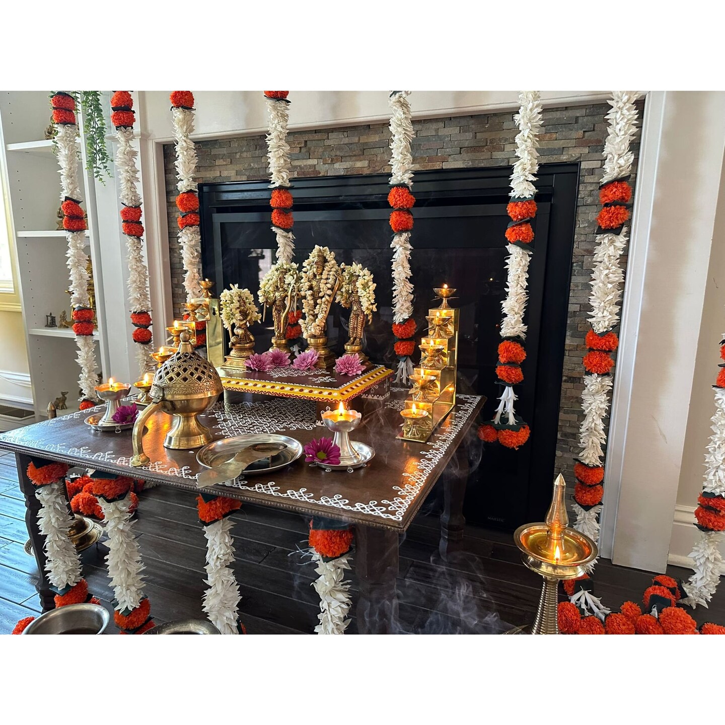 Jasmine Marigold Flowers Garland for Home Party Door Hanging Diwali Decorations Day of the Dead Dia De Los Muertos Ofrenda Halloween Mexican Fiesta Decor