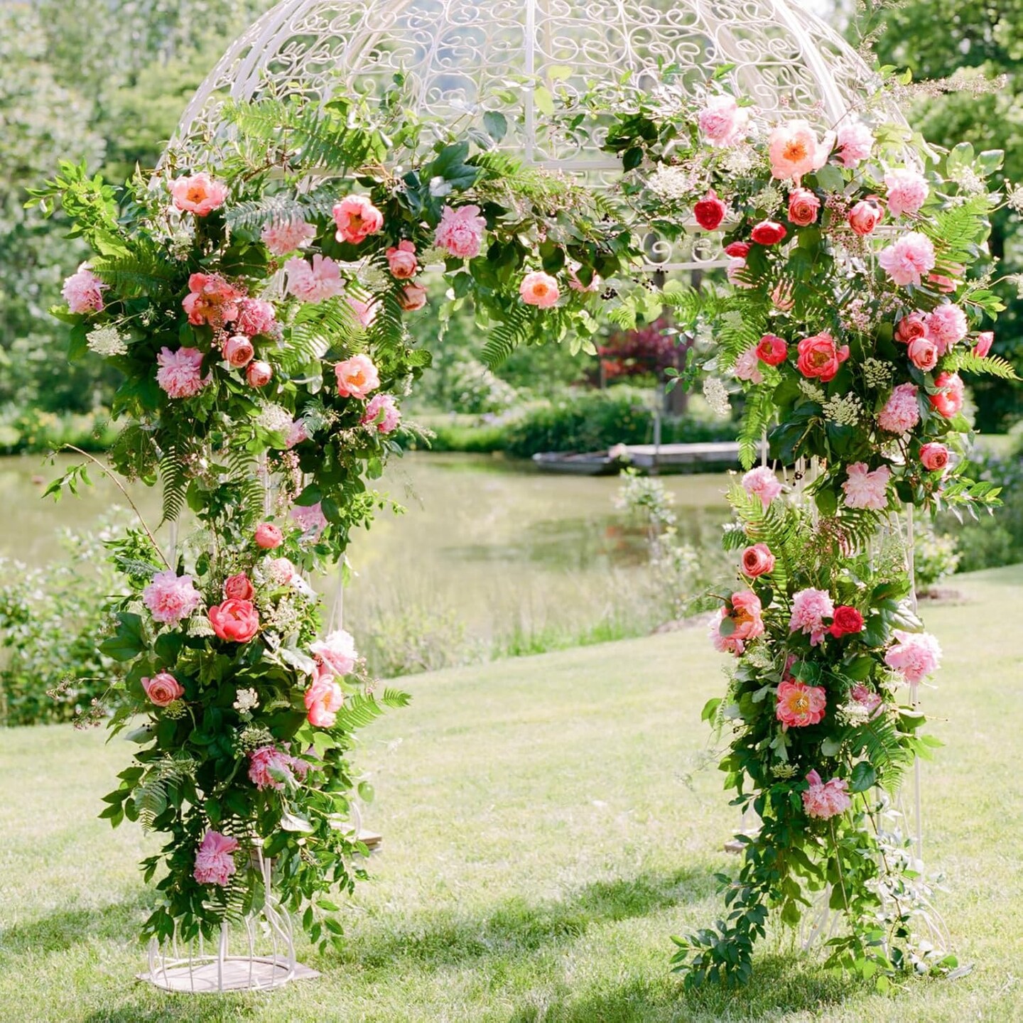 14PCS Floral Foam Blocks for Fresh and Artificial Flowers - Sausage Shape Flower Arrangement Tool Set Floral Craft Dry Foam Bricks Flower Absorption Holder for Wedding Flower Holder Arch Door
