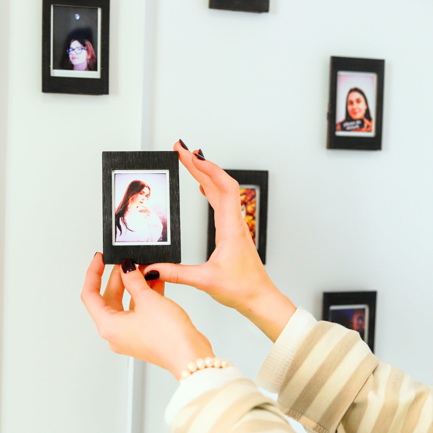 Wooden Photo Frames &#x2013; Set of 10 Mini Frames (Compatible with Instax Mini Photos) &#x2013; Eco-Friendly Vintage Photo Display &#x2013; Perfect Wall Decor &#x26; Gift Idea for Photography Lovers