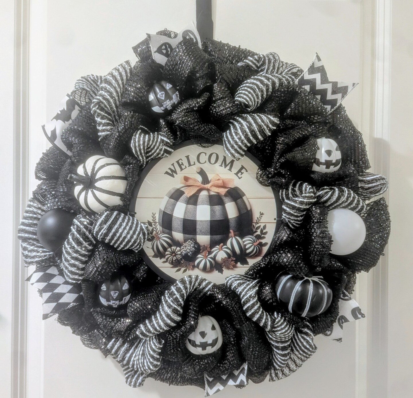 Halloween Pumpkin Wreath | MakerPlace by Michaels