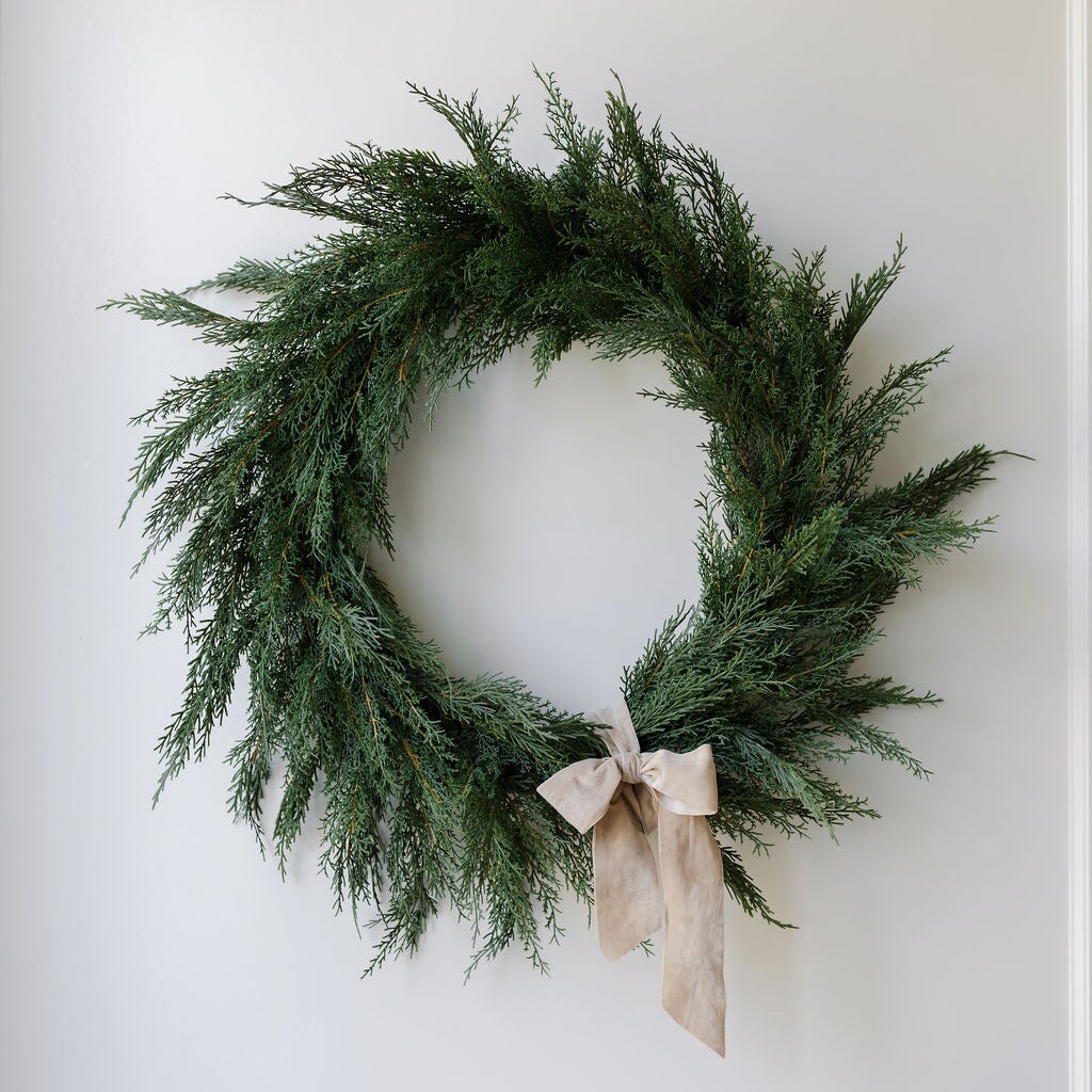 30&#x22; Faux Evergreen Cedar Wreath