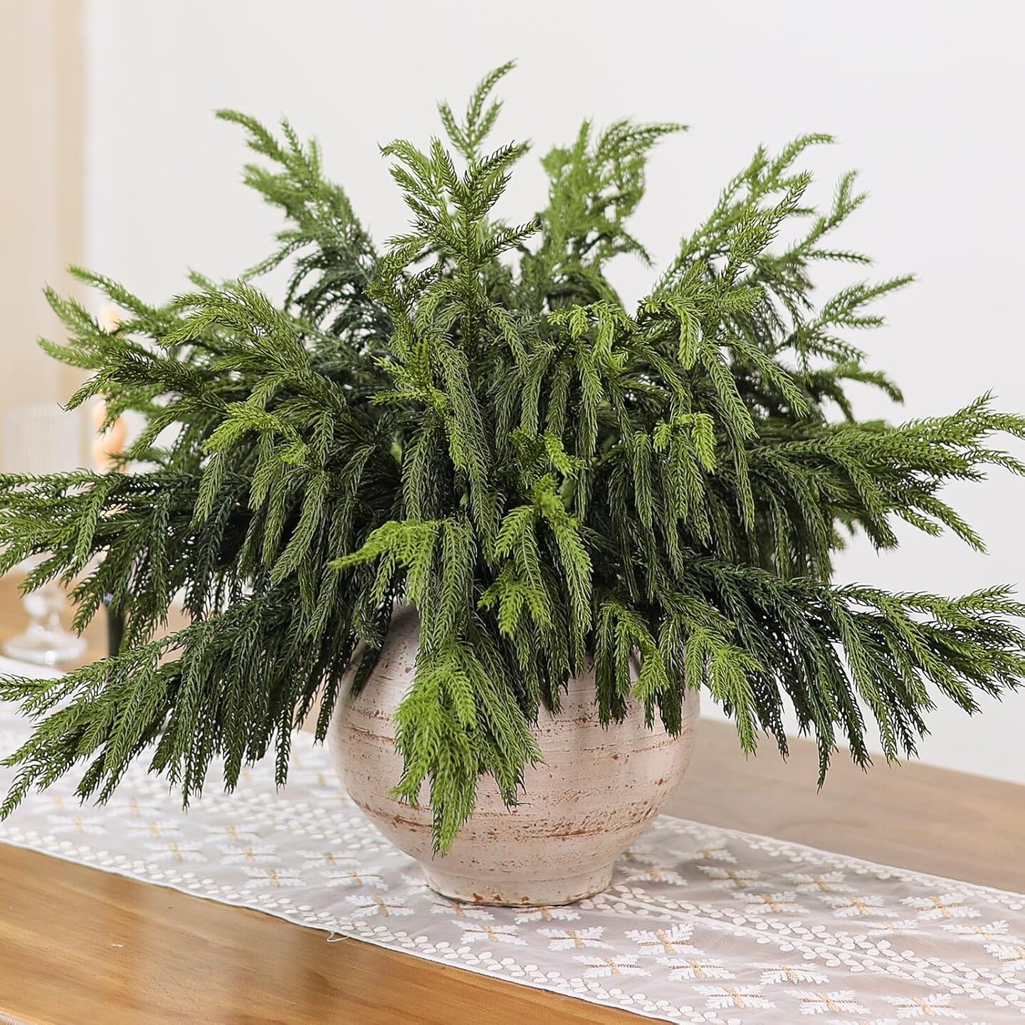 20 Pcs Christmas Norfolk Pine Branches (Green)