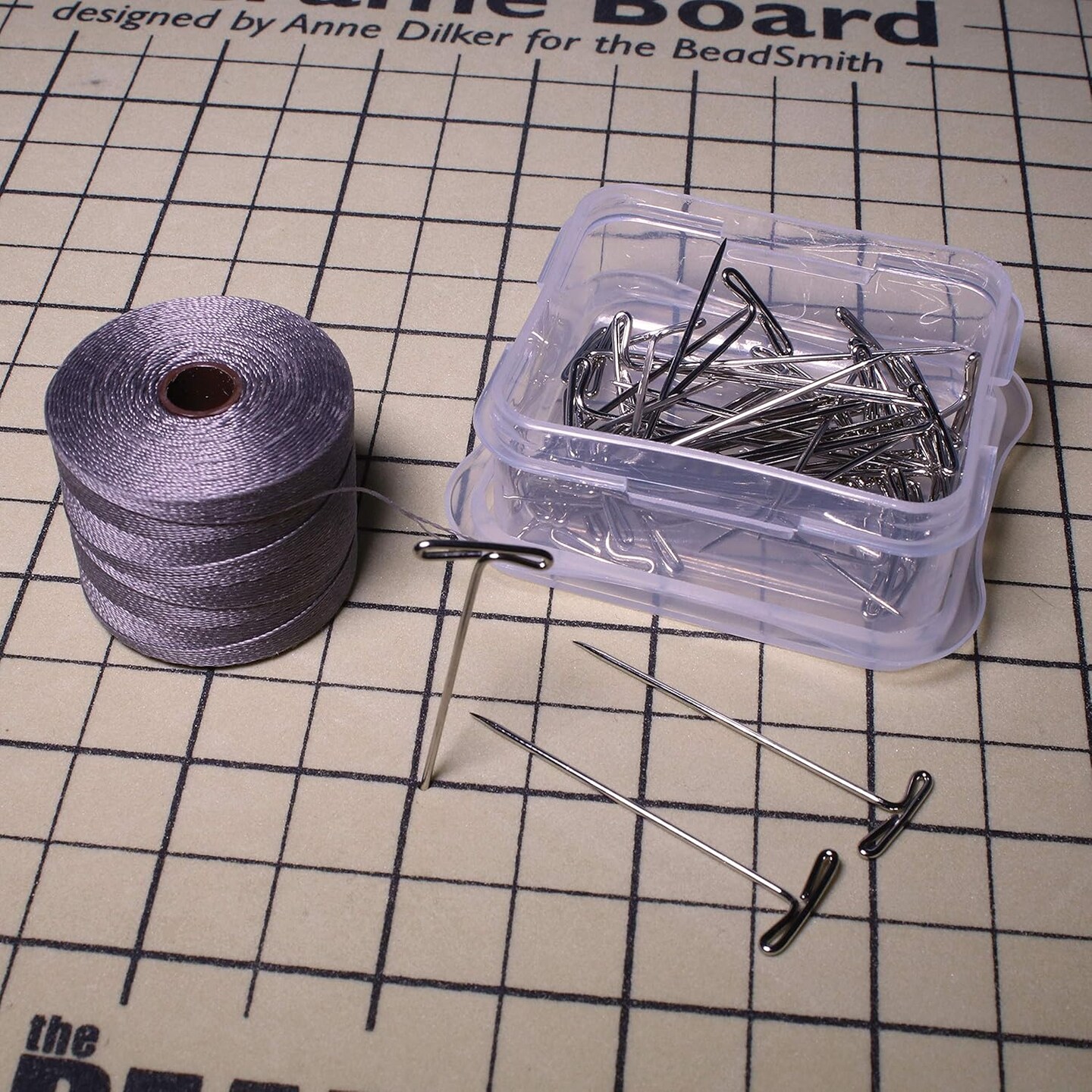 The Beadsmith Macrame Combo - Bead Board 10 x 14 inches - Box of 40 T-pins 1.75 inches - Bracelet Project & Instructions Included - Ideal for securing & Creating Macrame and Knotting Creations