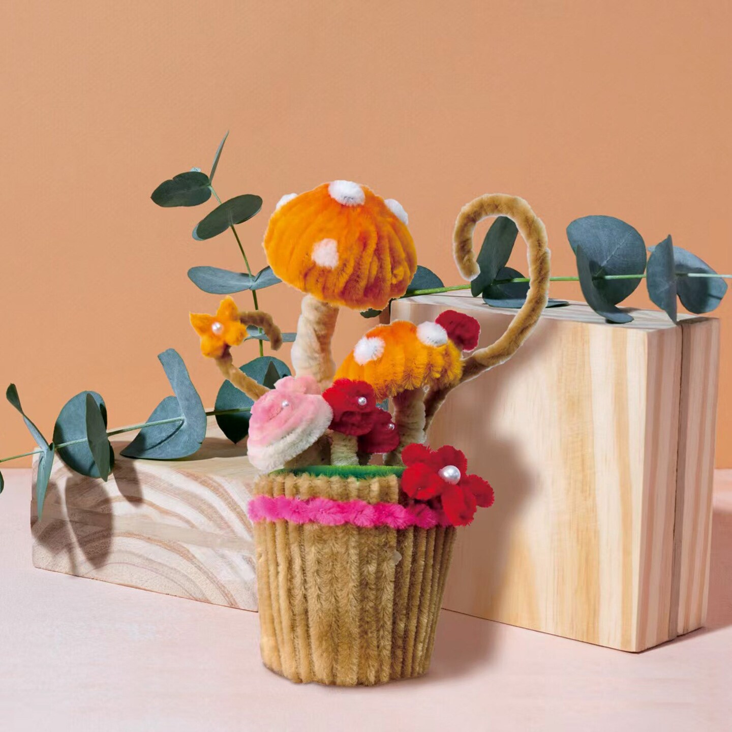 DIY Chenille Kit &#x2013; Mushroom Cupcake