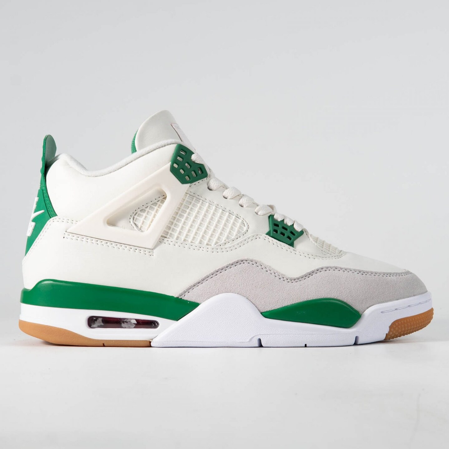 Air Jordan 4 Retro SB Pine Green, size: Women US8.5=UK6=EUR40=CM25.5