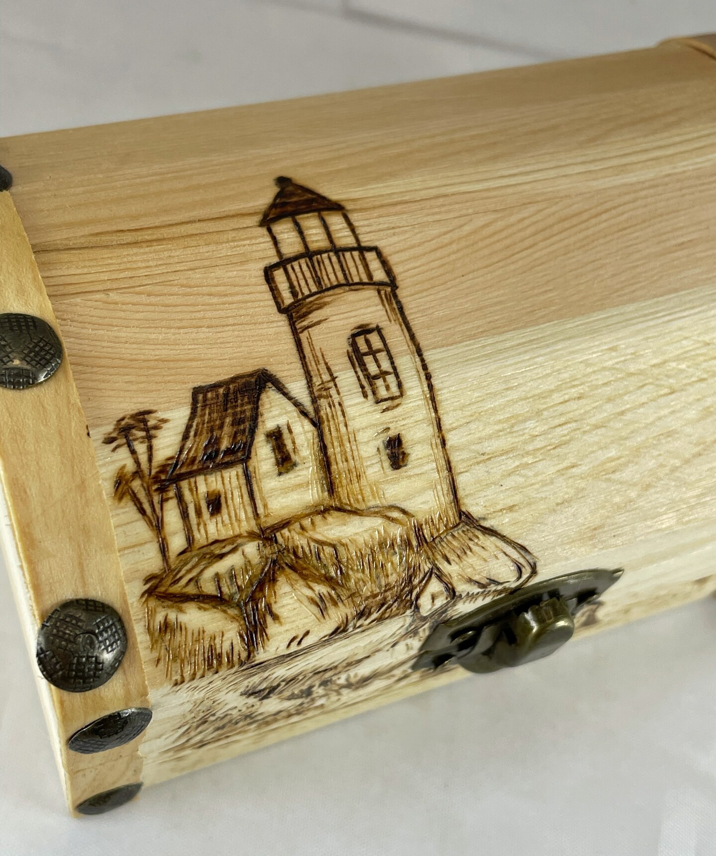 新品】木製ケース (Lighthouse社製) Amish-Made 8-Sided Wooden