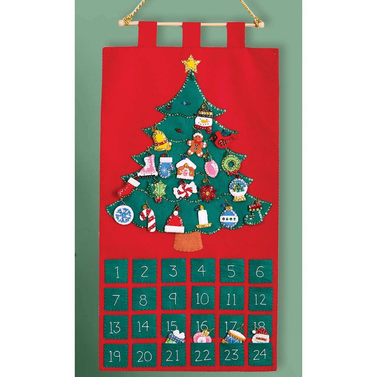 Herrschners  Christmas Classics Advent Calendar Felt &#x26; Sequin Kit