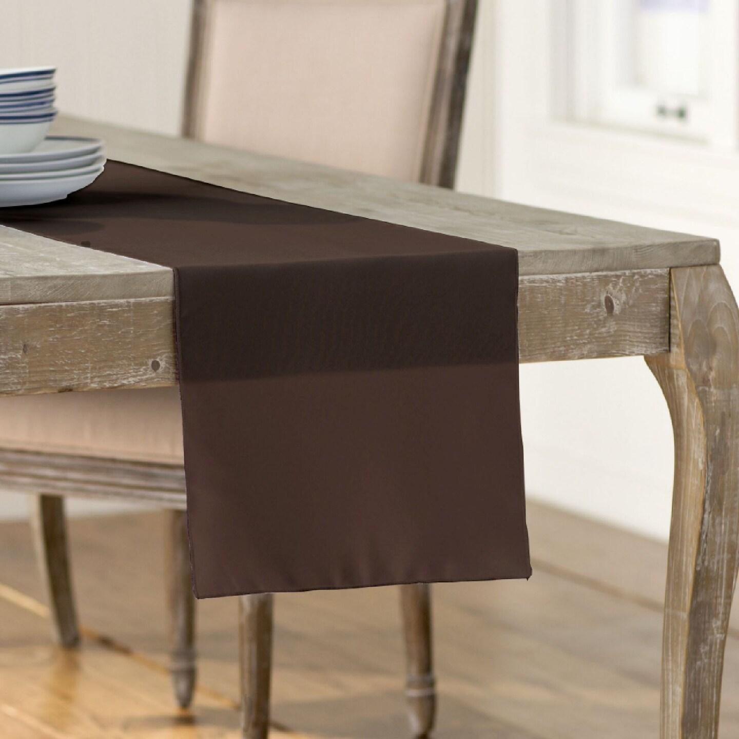 Vibrant Polyester Poplin Wrinkle Resistant Table Runner 14"x108"