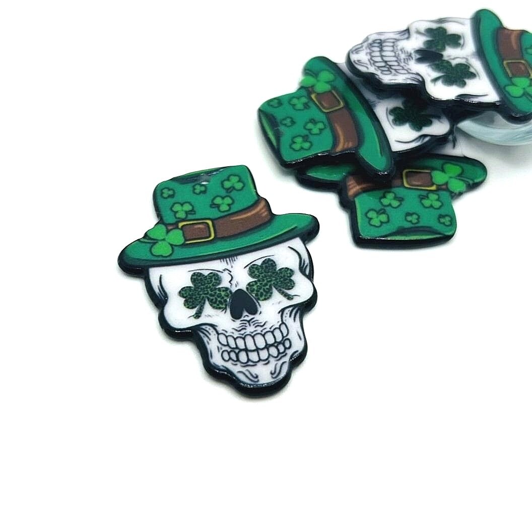 1, 4 or 20 Pieces: Punk St. Patrick&#x27;s Day Skull Charms - Double Sided