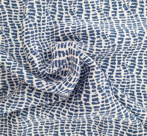 1 Yard Denim Rayon Crinkle Apparel Fabric 50/52 inches Width