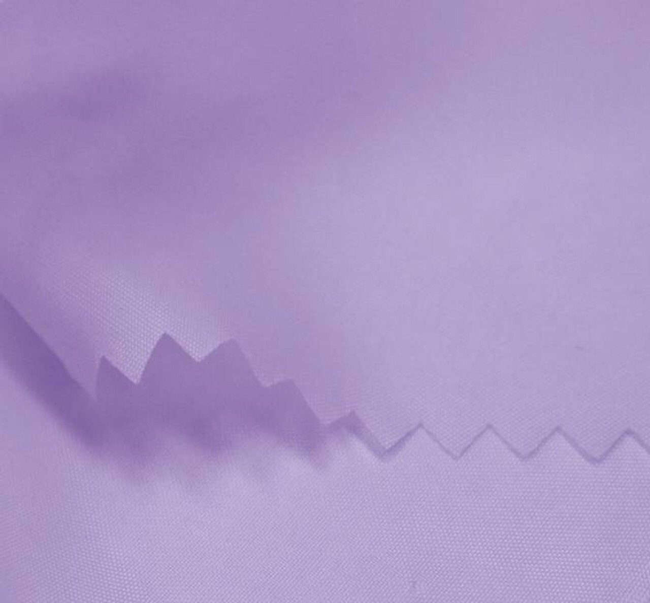 1 Yard Smooth Lilac Taffeta Lining Fabric 58/60″ Wide 100% Polyester For Dresses & Skirts