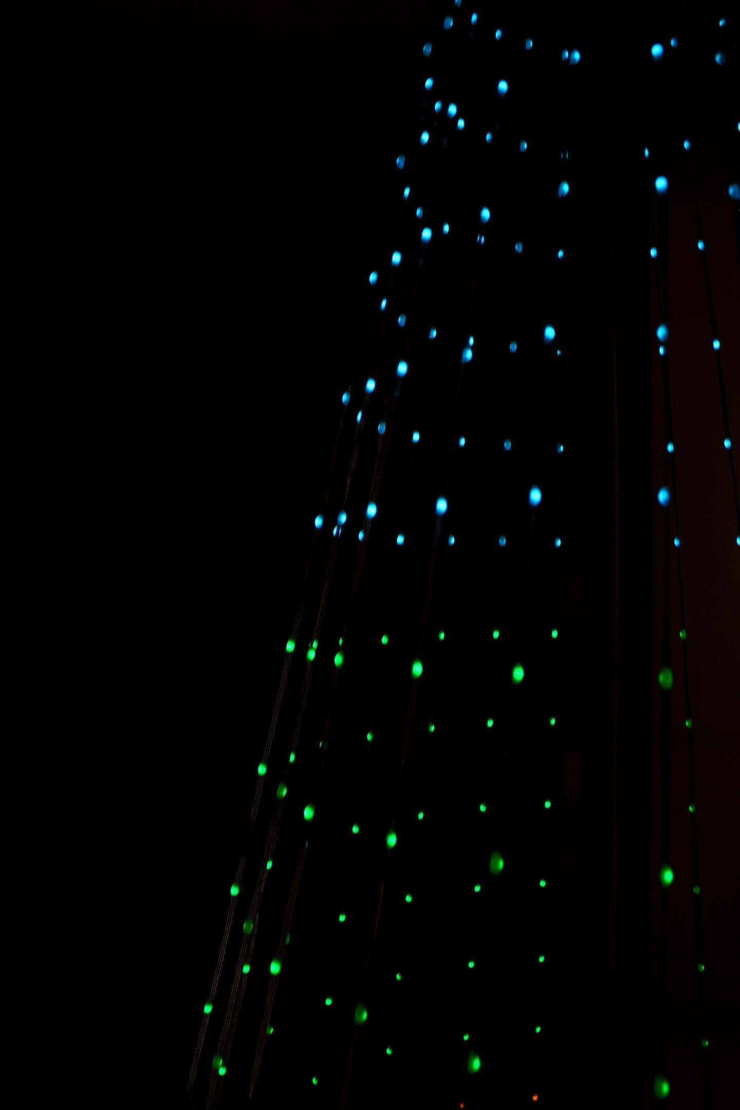 Perfect Holiday Decorative Outdoor Tree Light with RGB LEDs – Multiple Sizes & Features Available