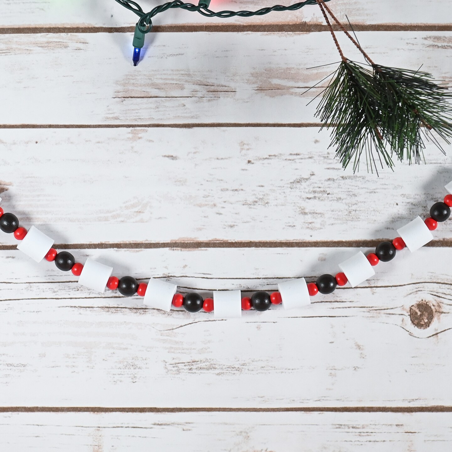 Ornativity Christmas Marshmallow Candy Garland - Rustic Xmas Holiday Wooden Farmhouse Country Wood Beaded Home and Holiday Garland Tree Decorations Boho Strand of Beads Decor 8&#x27; 3 (4 Pack)