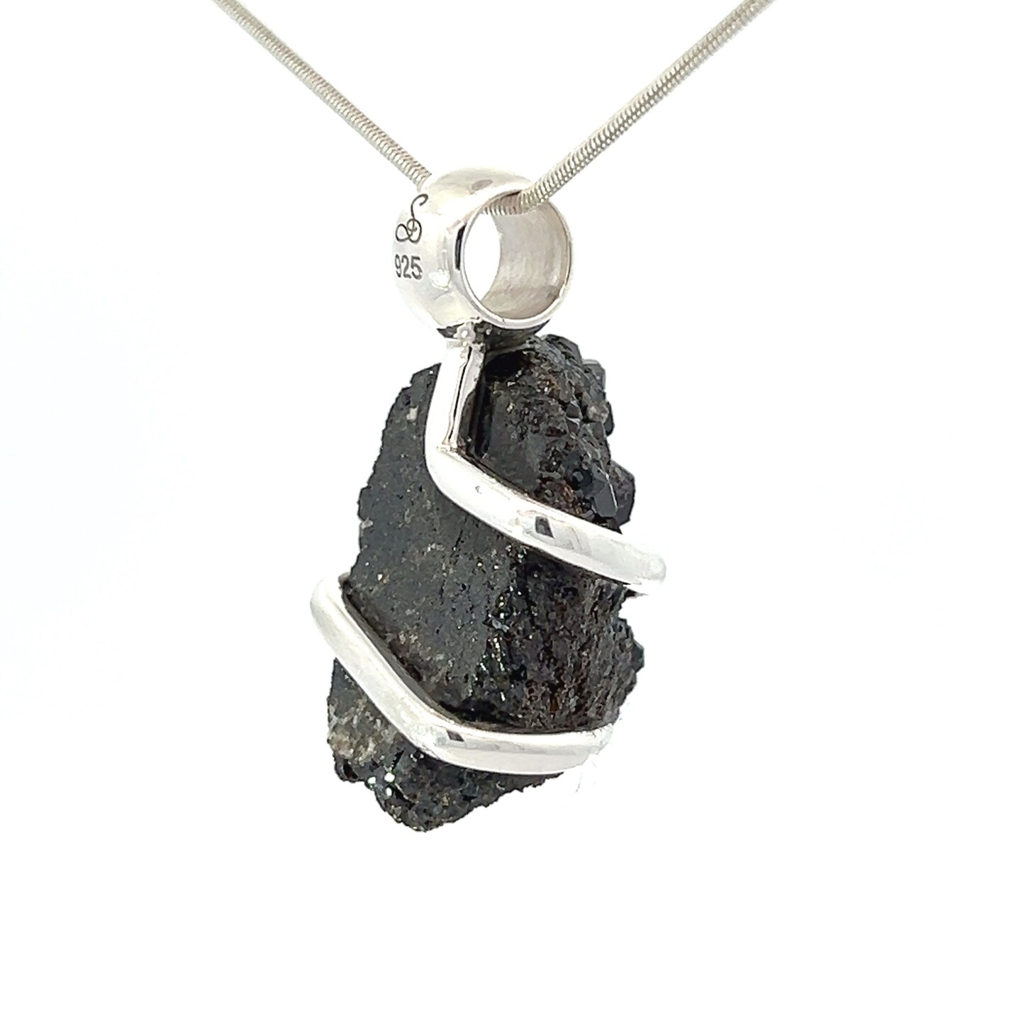 【2plan】24FW★ [LAN ARCHIVE] Black Glass Stone Necklace nlbg2215.2_1024x.jpg?v=1746145206