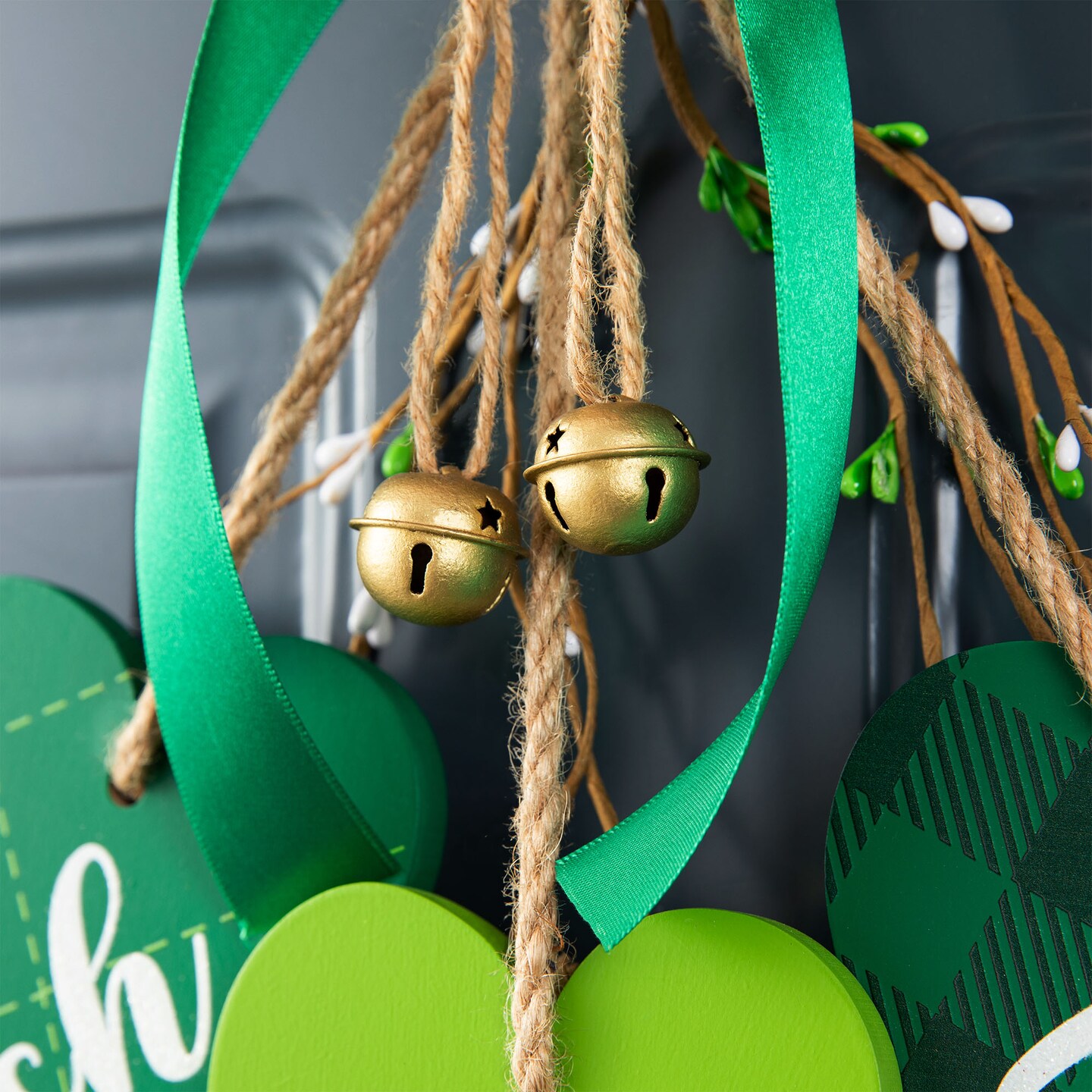 St. Patrick&#x27;s Wooden Doorknob Hanging Decor