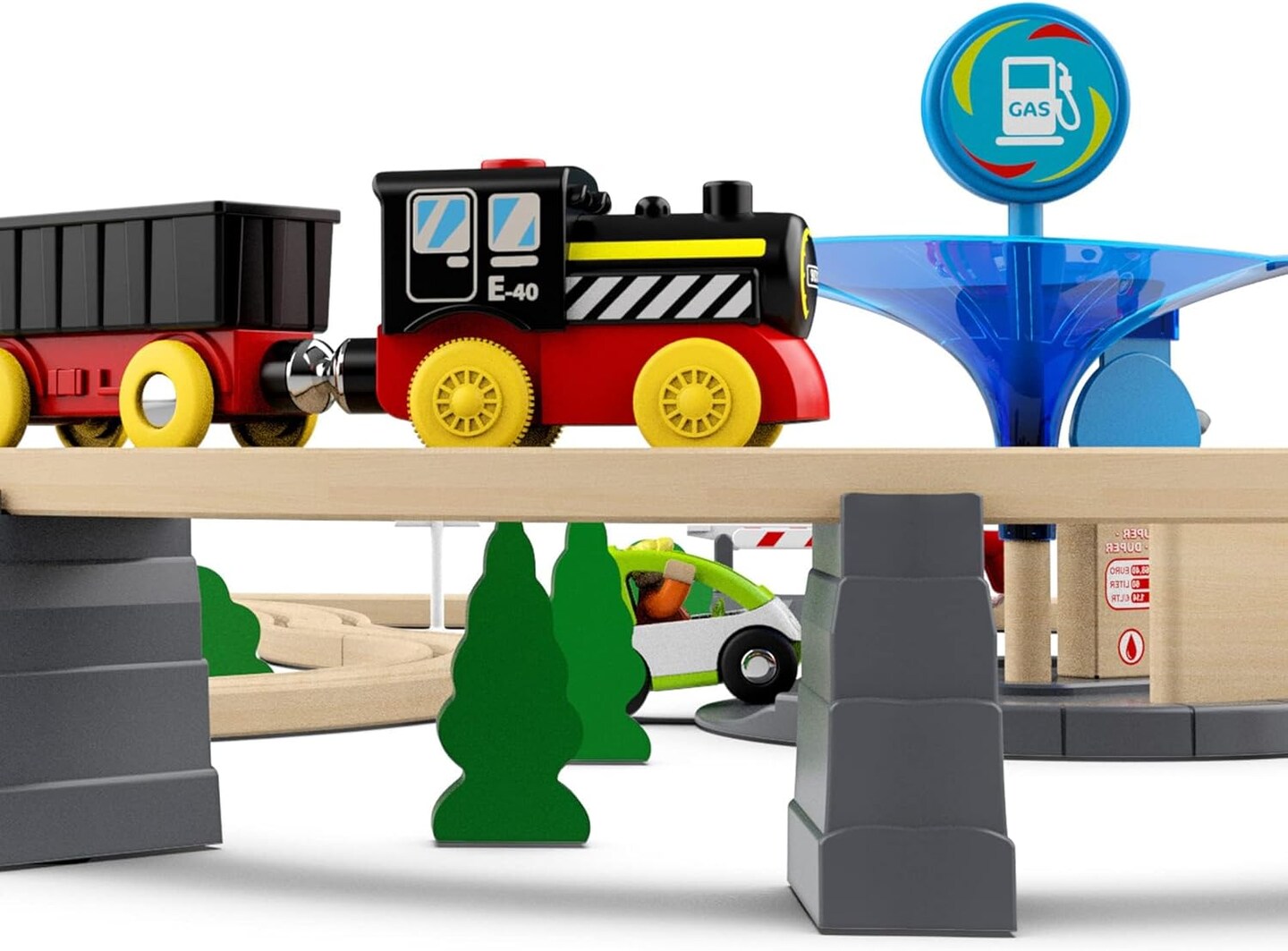 Battery Operated Locomotive Train, Magnetic Train Toy for Wooden Tracks, Motorized Train Compatible with Thomas, Brio, Chuggington, Melissa & Doug