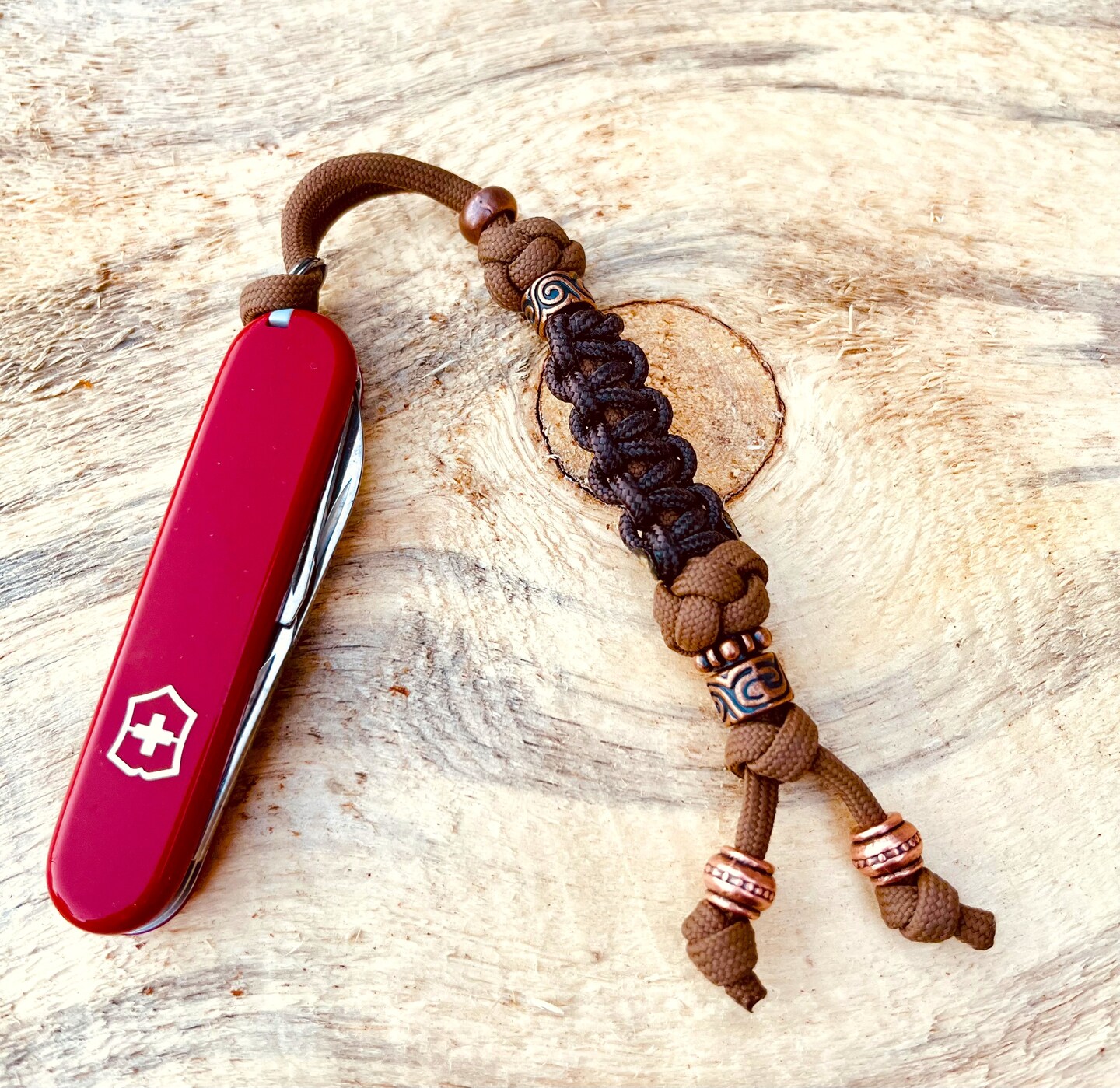Copper Bead Paracord Pocket Knife Lanyard, Air Tag Key Fob Zipper
