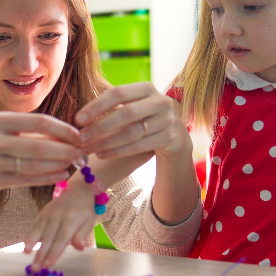 3200 Pcs 6 * 9mm Pony Beads Bulk in 96 Colors - Friendship Bracelet Making Kit with 2400 Plastic Beads & 800 Letter Beads in 4 Storage Boxes with 2X Strings & Scissor