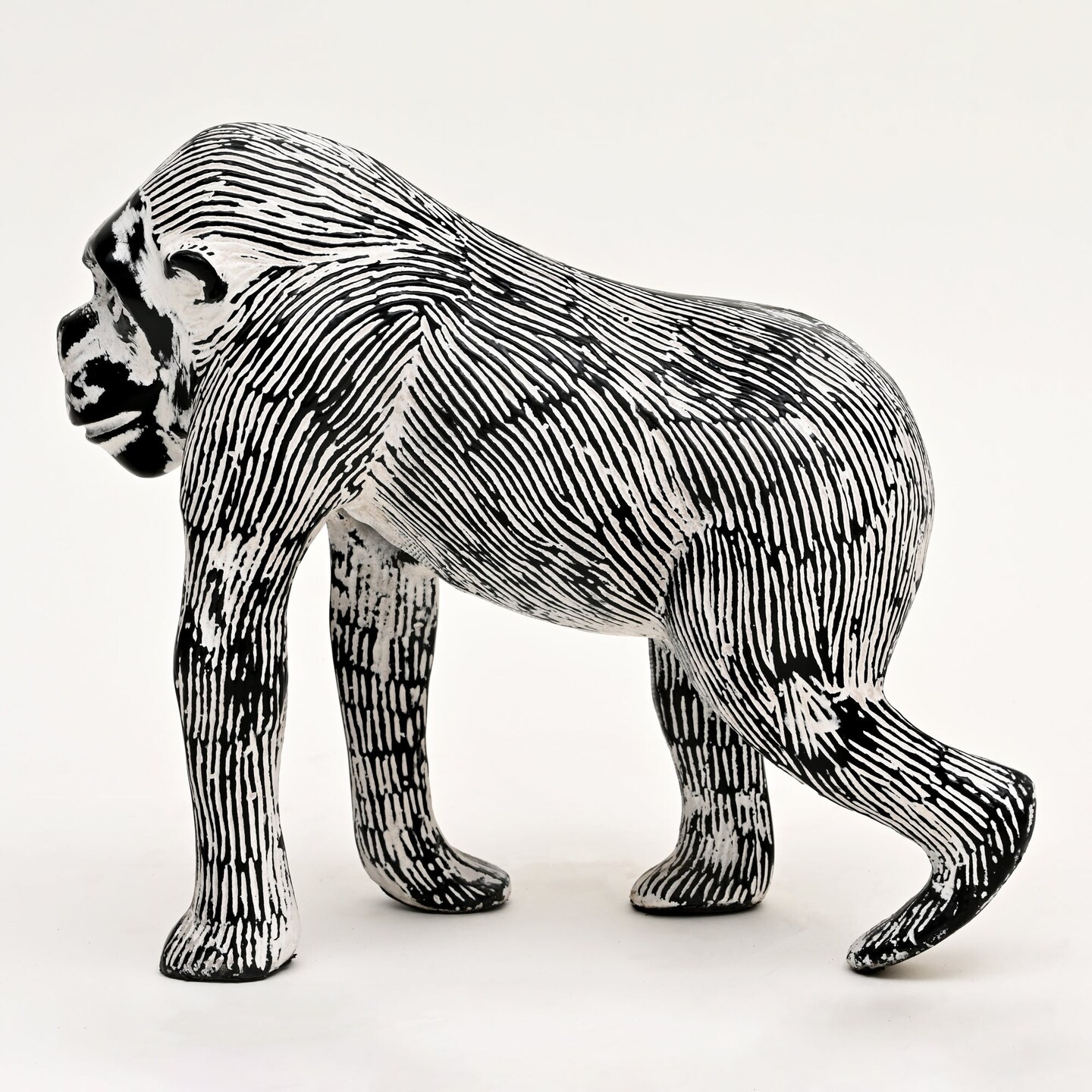 Decorative Gorilla Aluminum Animal Sculpture with Blackwash Finish, 15.5x6x12.5" | Unique Table Décor Figurine