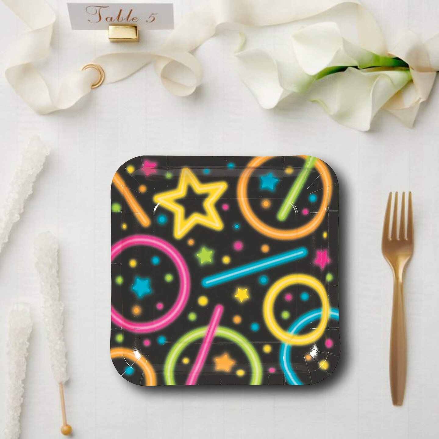8 Count Neon Glow Rings and Stars Square Paper Plates 9 Inch for Birthday Parties