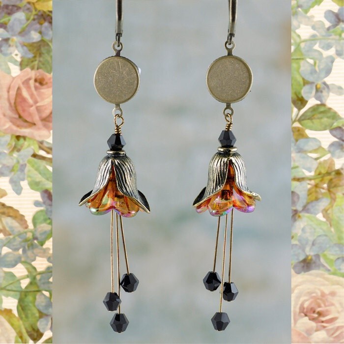 Antiqued Brass Round 10mm Cabochon Connectors - Set of Twelve - AB-2C26