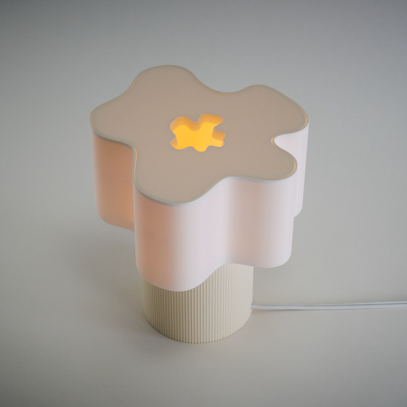Honey and Ivy Mila Table Lamp - Squiggly Lamp - Cozy Home - Sustainably made in Portland, Oregon product 3