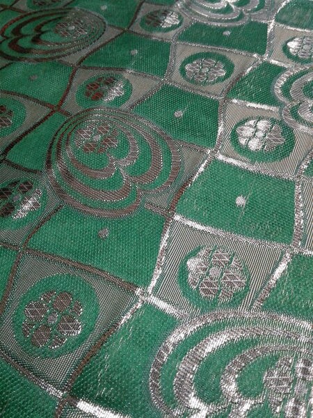 1 Yard Floral Metallic Jacquard Brocade Lime Green &#x26; Silver Fabric for Apparel Decor 60 Inch Width