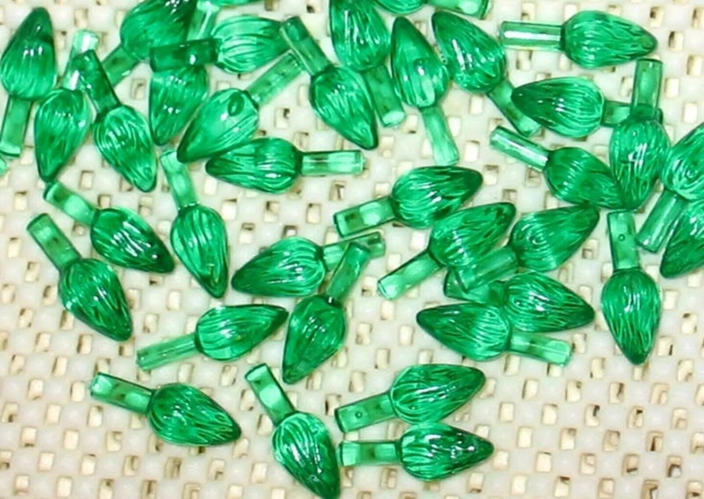Kitcheniva 25 Pcs Twist Lights Bulbs for Ceramic Christmas Tree